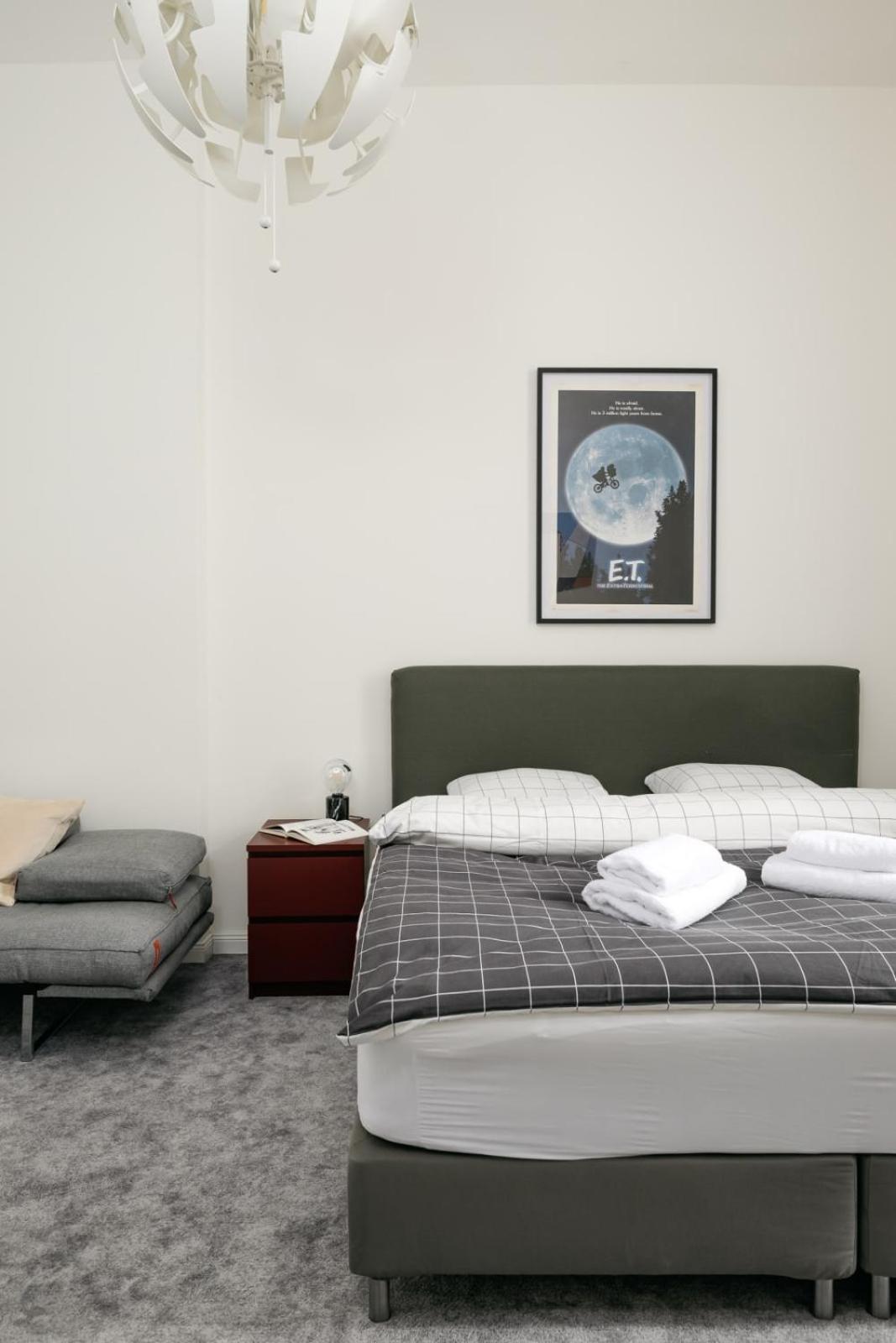 Comfortable And Cosy Apt A Few Steps From Dancing House And Naplavka Dance プラハ エクステリア 写真