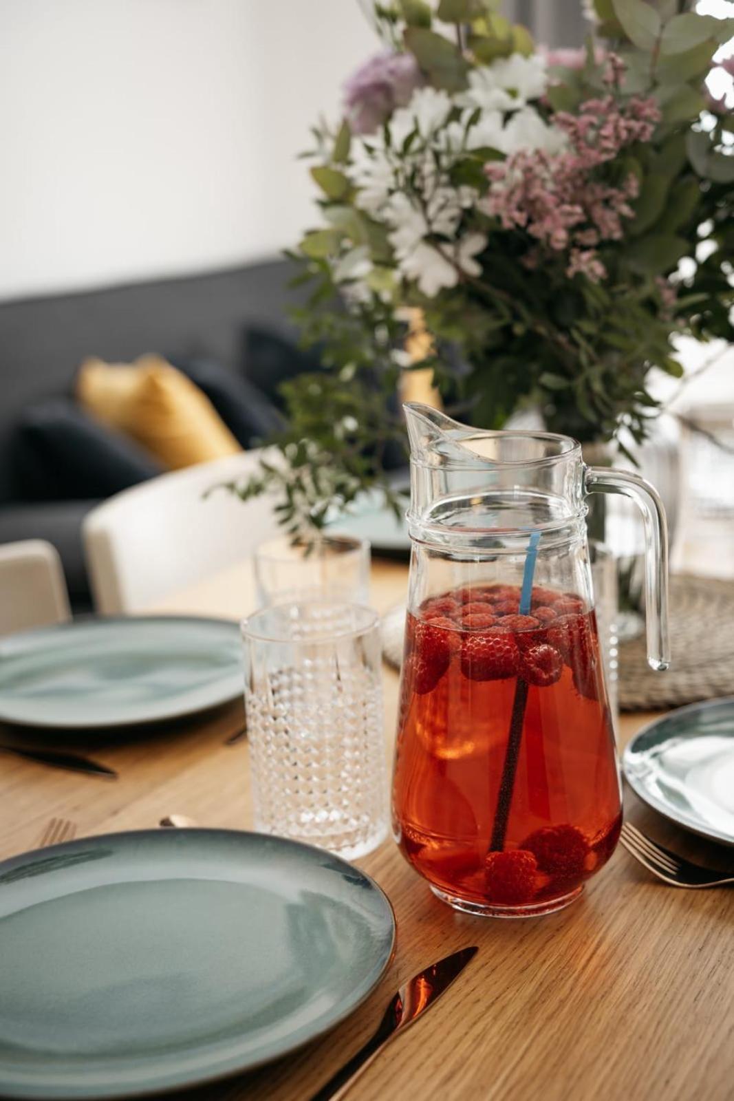 Comfortable And Cosy Apt A Few Steps From Dancing House And Naplavka Dance プラハ エクステリア 写真